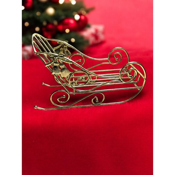Gold Wire Sleigh Decoration For Holiday & Festive Displays - Picture 1 of 7